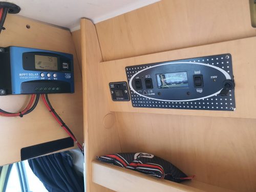 P&ouml;ssl Citroen Jumper 2.8 HDi Wohnmobil | OFFGRID | 4 Sitzpl&auml;tze im Fahrzeugschein Foto: 21