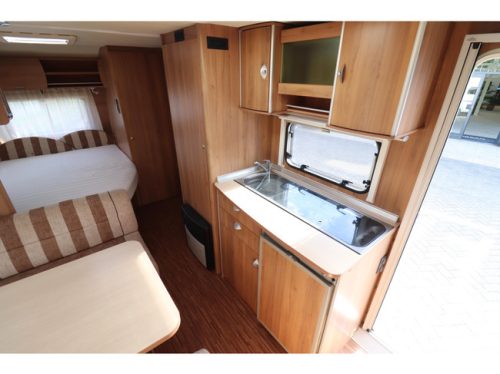 B&uuml;rstner Averso 495 TK Bunk bed / Awning photo: 13