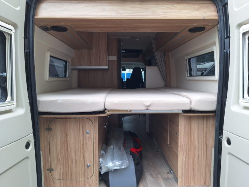 Hymer Yellowstone 636 180HP-AUTOMATIC+LEVELSYS photo: 6