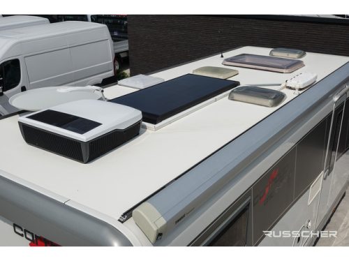 Carthago CHIC C-LINE i 4.9 5 person 150hp | Single beds | Roof air conditioning photo: 22