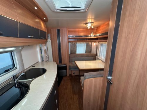 Hobby De Luxe 440 SF Foto: 16