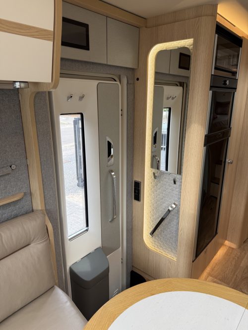 Hymer B-ML I 780 photo: 19