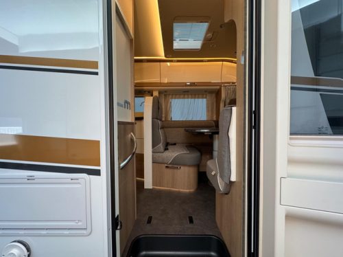 Malibu Carthago T 490 RB LE photo: 4