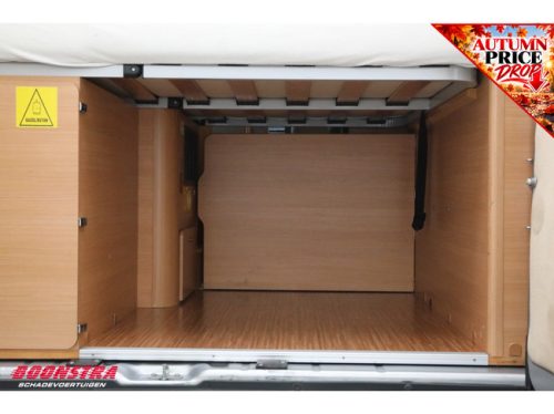 Adria Twin 2.3 M. Jet Querbett Mittelk&uuml;che L&auml;ngssitzgruppe Klima Klimaanlage Foto: 9