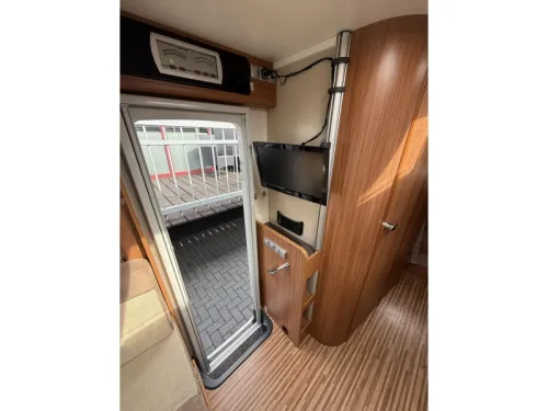 Adria Coral 670 SL Lits Jumeaux photo : 9
