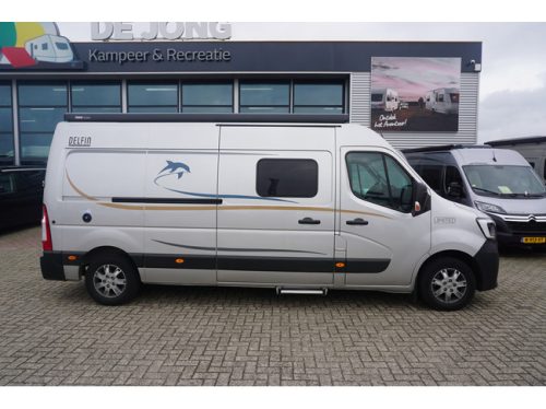 B&uuml;rstner Delfin C 621 Renault photo: 4