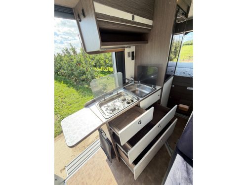 P&ouml;ssl Globecar Globescout R (2 Win R) CAMPER VAN / MAXXFAN / NEUM&Aacute;TICOS PARA 4 ESTACIONES (COMO NUEVOS) / SUSPENSI&Oacute;N TRASERA MODIFICADA / INTERRUPTOR DE MASA foto: 8