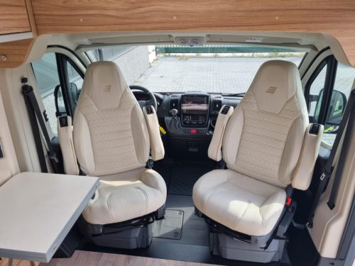 Hymer Yellowstone 640 L&auml;ngsbetten Luftfederung Foto: 1
