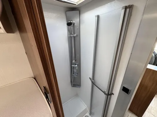 Pilote Essentiel P 700 single beds & cruise  photo: 18