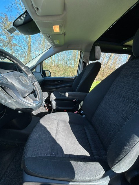 MERCEDES-BENZ VITO photo: 27