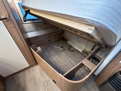 Hobby De Luxe 460 UFE photo : 20