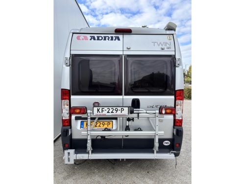 Adria Twin 600 SP Lit transversal photo : 4