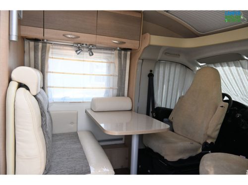 B&uuml;rstner Travel Van T 620 photo: 4
