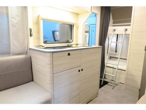 Dethleffs C'Joy 480 QLK STAPELBED+VASTBED+MOVER Foto: 11
