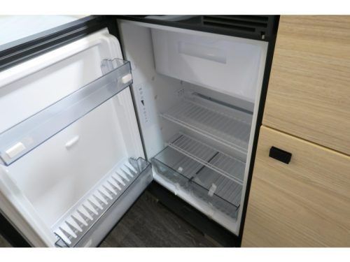 Weinsberg CaraLife 470 EU AIRCO+RANGIERHILFE+KASSETTENMARKISE Foto: 10