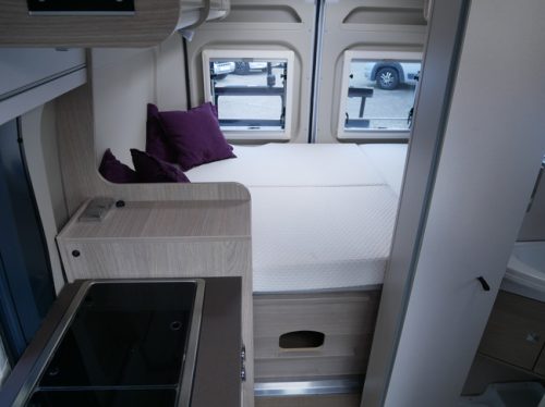 B&uuml;rstner Campeo C540, Camper van de 5,40 metros, &iexcl;&iexcl;cama transversal!! foto: 16