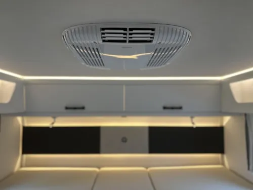 Sunlight T 68 Adventure Edition Roof air conditioning, Oven photo: 19