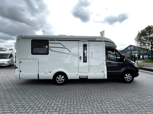 Hymer Tramp 695 S Mercedes/Queensbed/Hubbett Foto: 21