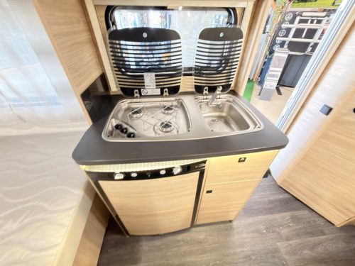 Sterckeman Easy Comfort 390 CP +mover+screen door+1200kg photo: 17