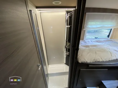 McLouis Carat 870 NL Motorhome NAP 1st owner photo: 18