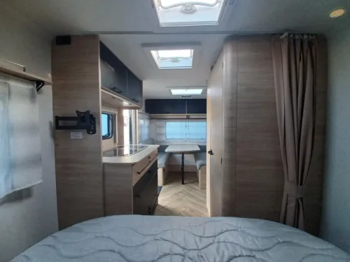 Caravelair Sport Line 480 Kassettenmarkise - Vorzelt Foto: 7