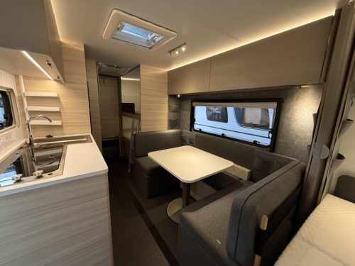 Adria Altea 552 PK FULLY LOADED WITH OPTIONS photo: 11