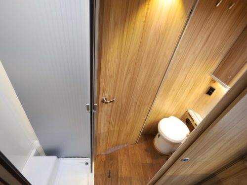 Hymer T 698 CL Queensbed  photo: 10