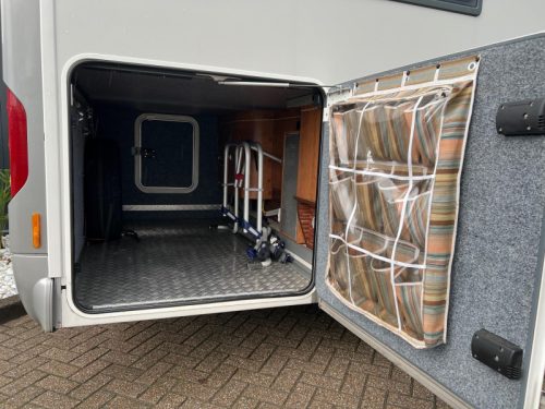 Carthago Chic C-Line I 5.0 QB Queensbett, Automatik Foto: 8