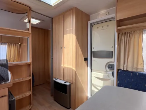 Home-Car Racer Sunset 45 French bed round seating toilet photo: 7