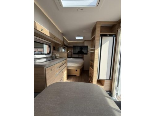 Fendt Bianco Activ 445 SFB Incl. Mover and Awning photo: 16