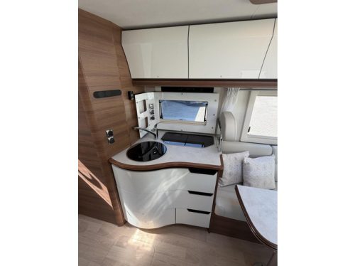 RAPIDO M96 Queensbett EP Level 2X Klimaanlage Wechselrichter Solarpanel Foto: 15