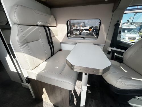 Mooveo Van 63 EB Single beds/Automatic photo: 16