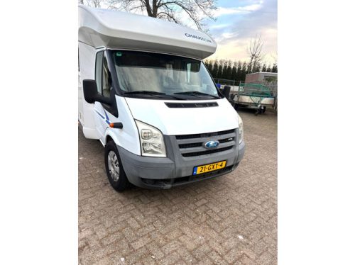 Ford 2.2 tdi Chausson FLASH Large garage photo: 4