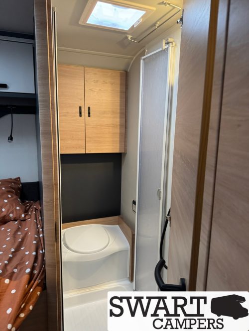 Knaus L!VE TI 650 MF Platinum Selection, French bed Automatic photo: 16