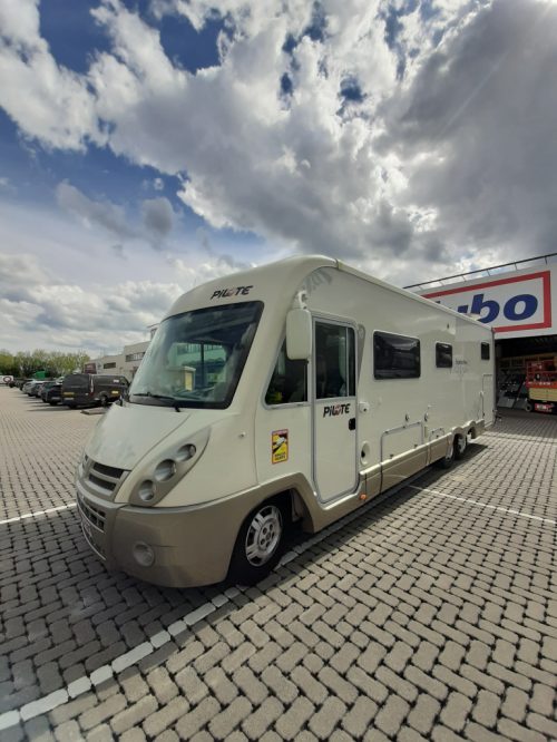 Pilote Pilote Explorateur Diamond 832LCE photo: 0