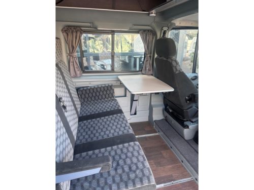 Ford Westfalia Nugget 4 Personen, Top Zustand. Foto: 7