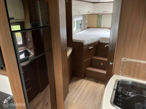 Niesmann+Bischoff Arto 79R Arto 79R Automatic(!!) Euro6 Single Beds + Overhead Cabinets Top Condition 1st Owner! photo: 4