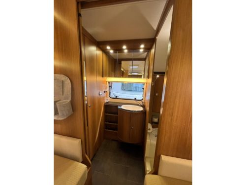 Dethleffs Nomad 520 RET L&auml;ngsbetten, Rangierhilfe, Klimaanlage Foto: 17