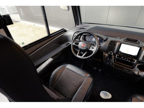 Niesmann+Bischoff Ismove 6.9E Automatic photo: 10
