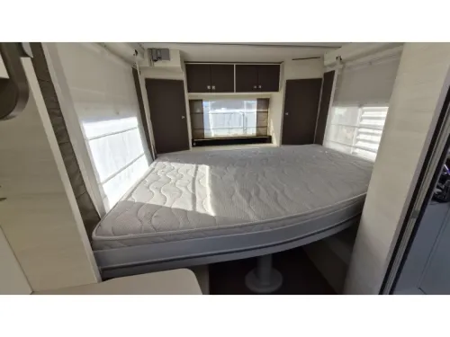 Chausson Welcome 711 TL Round Seating 4-person photo: 11
