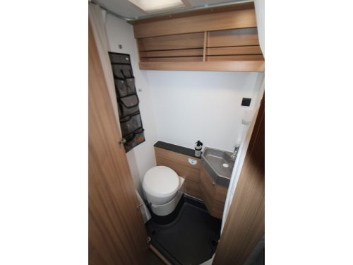 Adria Sun Living 65 SL Single beds - 160HP AUTO photo: 26