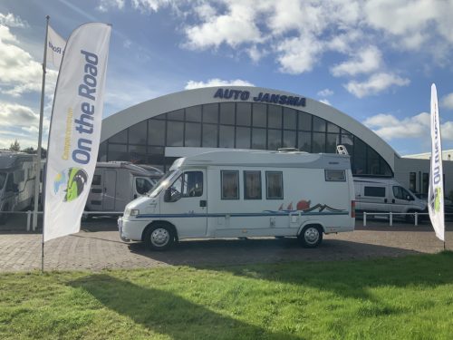 Hobby 550 2.5 TDI 115 PS Teilintegriert, Servolenkung Etagenbett hinten, Essecke, I. z. g. st., Km. 137.547 Bj. 1997 Wohnmobil Zentrum on the road Marum Foto: 27