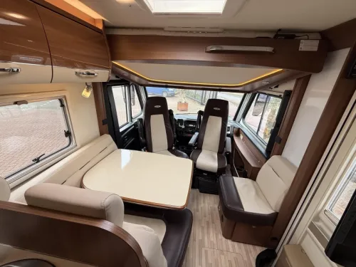 LMC Explorer Comfort 735 G Single Beds Pull-down Bed 2019 photo: 9