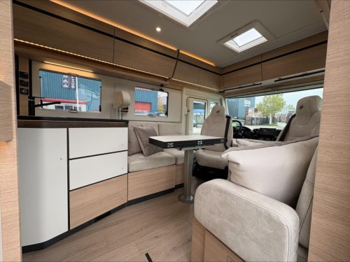 Rapido 866 F Optimum Line NO POP-TOP ROOF photo: 7