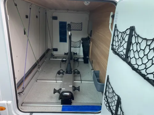 Dethleffs Advantage Single beds price stunt photo: 31