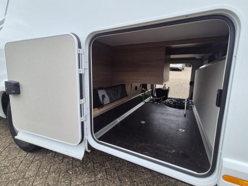 Knaus L!ve Ti 650 MEG Unique Low single beds photo: 16