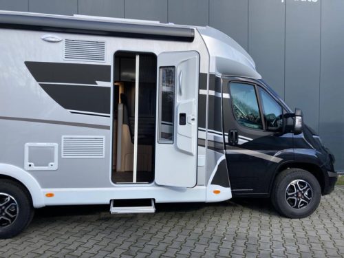 Sunlight T 69 Adventure Edition L - Automaat - Fietsenlift Foto: 15