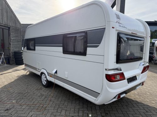 Hobby De Luxe Edition 495 UL 2 BERTHS MOVER AWNING TOP  photo: 2