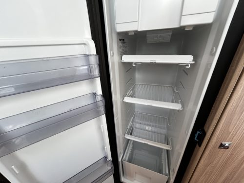 B&uuml;rstner Limited T 660 Franz&ouml;sisches Bett/Automatik/2023 Foto: 17