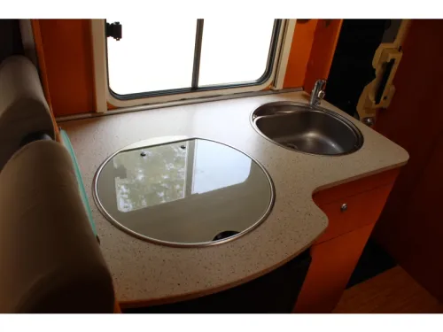 Hymer Camp 682 CL 7 Schlafpl&auml;tze mit Solar und Klimaanlage Foto: 5